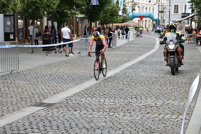 于重建阶段 于重建阶段